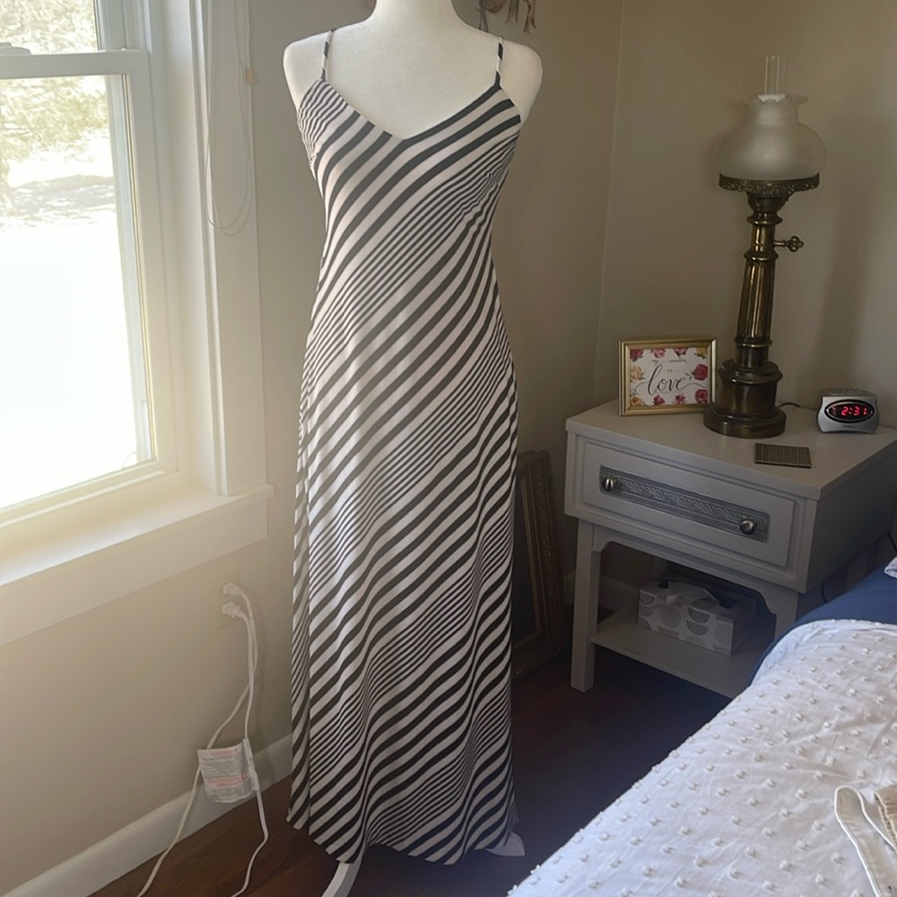 Lauren Ralph Lauren Gown